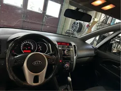 Svart Begagnad 2011 Kia Venga Comfort Halvkombi | 74 990 kr (Marknadspris)
