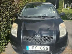 Svart Begagnad 2008 Toyota Yaris Halvkombi | 35 000 kr (Bra pris)