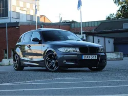 Grå Begagnad 2006 BMW 130 Comfort Edition Halvkombi | 130 000 kr