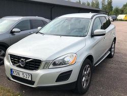 Vit Begagnad 2011 Volvo XC60 Momentum SUV | 109 000 kr (Marknadspris)