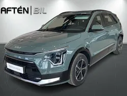 Röd Begagnad 2023 Kia Niro Advance SUV | 414 900 kr (Lite dyr)