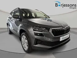 Grå Ny 2025 Skoda Karoq Selection SUV | 364 900 kr (Marknadspris)