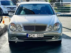 Silver Begagnad 2005 Mercedes E240 Avantgarde Sedan | 41 999 kr (Bra pris)