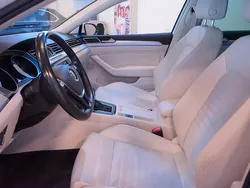 Vit Begagnad 2017 VW Passat GTE Kombi | 155 000 kr (Bra pris)