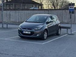 Grå Begagnad 2011 Hyundai ix20 Minibuss | 75 000 kr (Marknadspris)