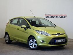 Grön Begagnad 2012 Ford Fiesta Titanium Halvkombi | 54 900 kr (Lite dyr)