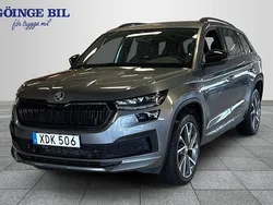 Grå Begagnad 2022 Skoda Kodiaq SportLine SUV | 399 000 kr (Dyr)