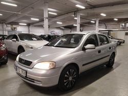 Silver Begagnad 2002 Opel Astra Sedan | 26 900 kr