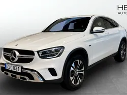 Vit (white) Begagnad 2020 Mercedes GLC300e Sportkupé | 459 000 kr (Marknadspris)