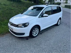 Vit Begagnad 2012 VW Touran Minibuss | 69 000 kr (Marknadspris)