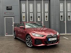 Röd Begagnad 2024 BMW i4 M Sport Sedan | 529 900 kr (Lite dyr)