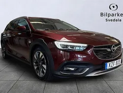 Röd Begagnad 2018 Opel Insignia Country Tourer Kombi | 199 990 kr (Marknadspris)