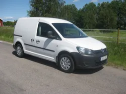 Vit Begagnad 2015 VW Caddy Minibuss | 75 000 kr (Marknadspris)