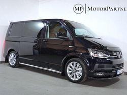 Svart Begagnad 2017 VW T6 Van | 319 900 kr