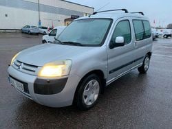 Silver Begagnad 2003 Citroën Berlingo Minibuss | 32 900 kr (Marknadspris)