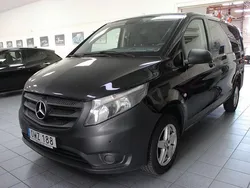 Svart (obsidiansvartmetallic) Begagnad 2016 Mercedes Vito Minibuss | 179 900 kr (Lite dyr)