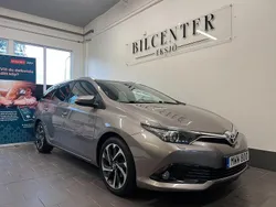 Brun Begagnad 2015 Toyota Auris Touring Sports Active Kombi | 94 900 kr (Marknadspris)