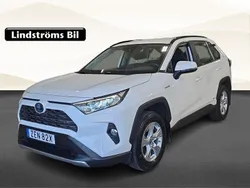 Vit Begagnad 2020 Toyota RAV4 Hybrid Active SUV | 349 900 kr (Marknadspris)