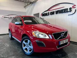 Röd Begagnad 2011 Volvo XC60 R-Design SUV | 114 900 kr (Marknadspris)