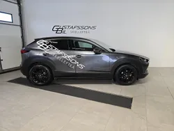Grå Begagnad 2024 Mazda CX-30 Center-Line SUV | 366 300 kr