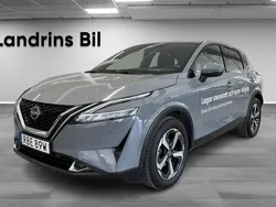 Ljusgrå Begagnad 2023 Nissan Qashqai Tekna SUV | 359 900 kr