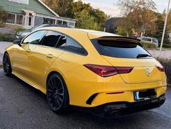 Gul Begagnad 2020 Mercedes CLA35 AMG Shooting Brake AMG Kombi | 385 995 kr