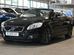 Svart Begagnad 2010 Volvo C70 Summum Cab | 229 000 kr