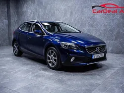 Blå Begagnad 2015 Volvo V40 CC Ocean Race Kombi | 159 800 kr (Marknadspris)