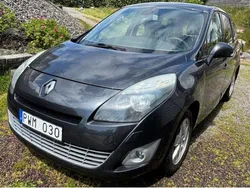 Grå Begagnad 2010 Renault Grand Scénic III Minibuss | 42 000 kr (Marknadspris)
