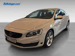 Vit Begagnad 2018 Volvo S60 Standard Sedan | 169 000 kr (Bra pris)