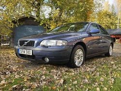 Blå Begagnad 2001 Volvo S60 Business Edition Sedan | 14 999 kr (Superpris)
