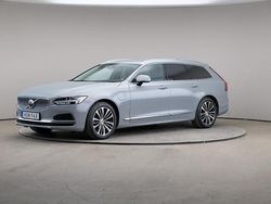 Grå Begagnad 2023 Volvo V90 Core Kombi | 389 000 kr (Marknadspris)