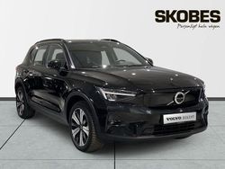Svart Begagnad 2023 Volvo XC40 Plus SUV | 359 000 kr