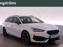 Vit (nevada white metallic) Begagnad 2023 Cupra Leon Kombi | 339 900 kr (Marknadspris)