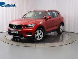 Röd Begagnad 2020 Volvo XC40 Momentum SUV | 209 800 kr (Marknadspris)