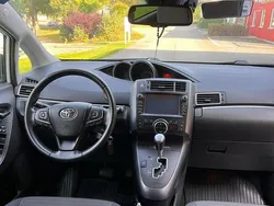 Vit Begagnad 2016 Toyota Verso Multidrive S Minibuss | 160 000 kr (Marknadspris)