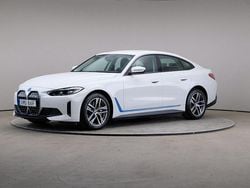 Vit (alpinvit) Begagnad 2022 BMW i4 Sedan | 365 000 kr (Bra pris)