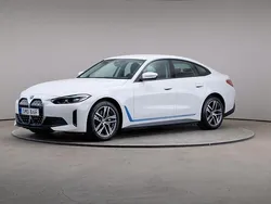 Vit (alpinvit) Begagnad 2022 BMW i4 Sedan | 375 000 kr (Bra pris)