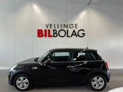 Svart Begagnad 2016 Mini ONE Pepper Halvkombi | 119 500 kr (Lite dyr)