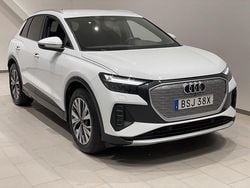 Glaciärvit metallic Begagnad 2024 Audi Q4 e-tron Advanced Plus SUV | 519 000 kr (Lite dyr)