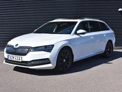 Vit Begagnad 2020 Skoda Superb LAURIN & KLEMENT Kombi | 309 900 kr (Lite dyr)
