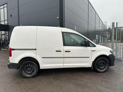Vit Begagnad 2018 VW Caddy Minibuss | 125 000 kr (Marknadspris)