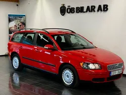 Röd Begagnad 2007 Volvo V50 Kombi | 69 900 kr (Marknadspris)