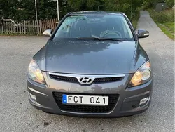 Grå Begagnad 2010 Hyundai i30 Halvkombi | 47 000 kr (Marknadspris)