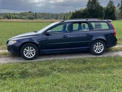 Blå Begagnad 2012 Volvo V70 Kinetic Kombi | 39 000 kr (Marknadspris)