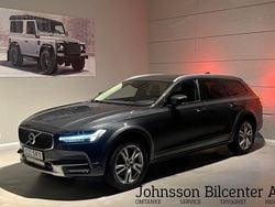 Grå Begagnad 2019 Volvo V90 CC Momentum Kombi | 284 900 kr (Bra pris)