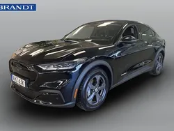Svart Begagnad 2021 Ford Mustang Mach-E SUV | 359 900 kr (Superpris)