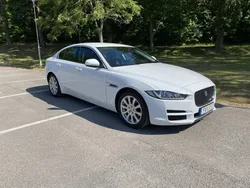 Vit Begagnad 2018 Jaguar XE Sedan | 135 000 kr