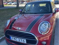 Röd Begagnad 2017 Mini Cooper Pepper Halvkombi | 139 000 kr (Marknadspris)