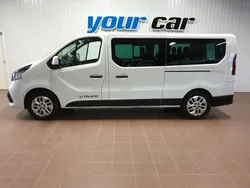 Vit Begagnad 2018 Renault Trafic Van | 225 000 kr